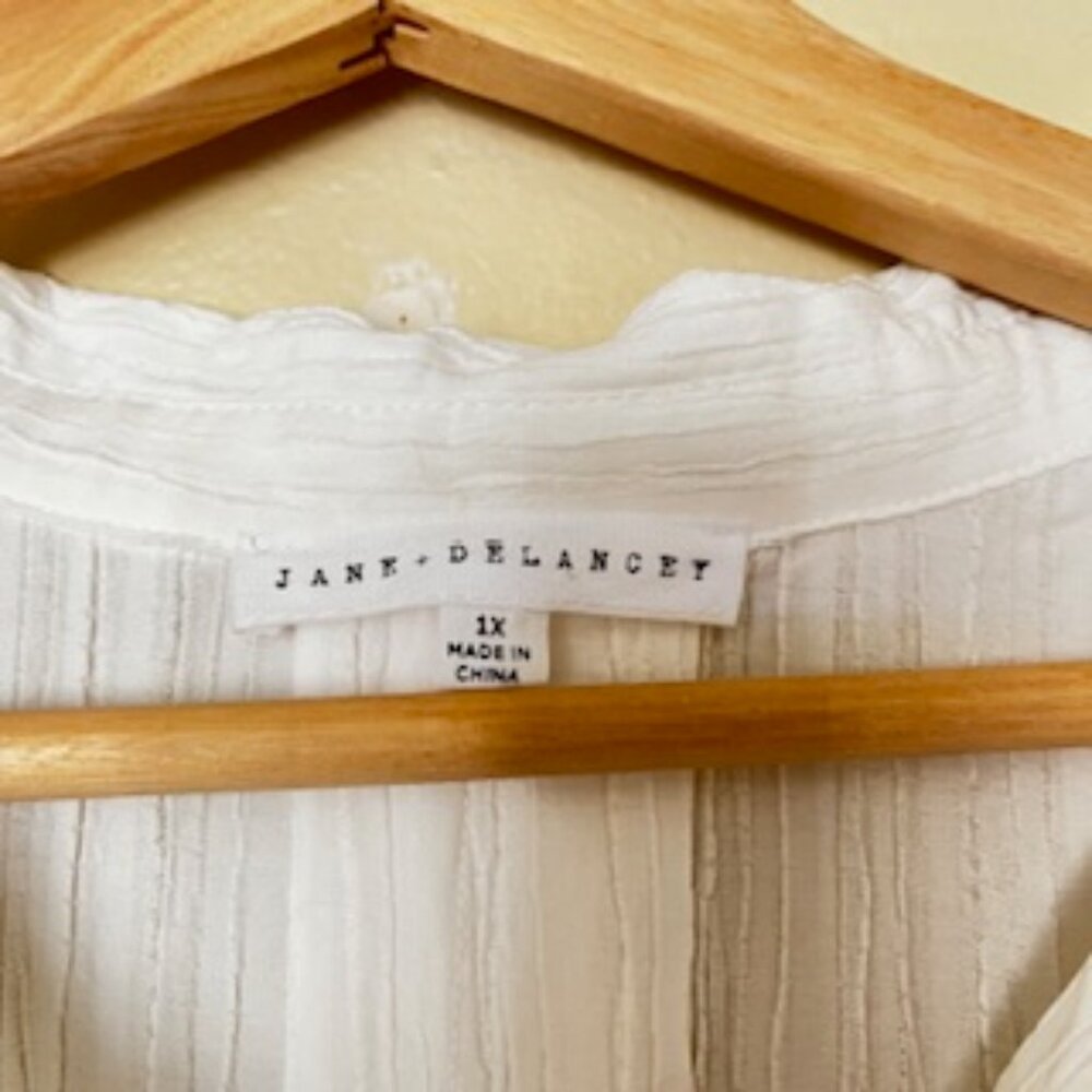 Jane & Delancey Tunic - Picture 7 of 7